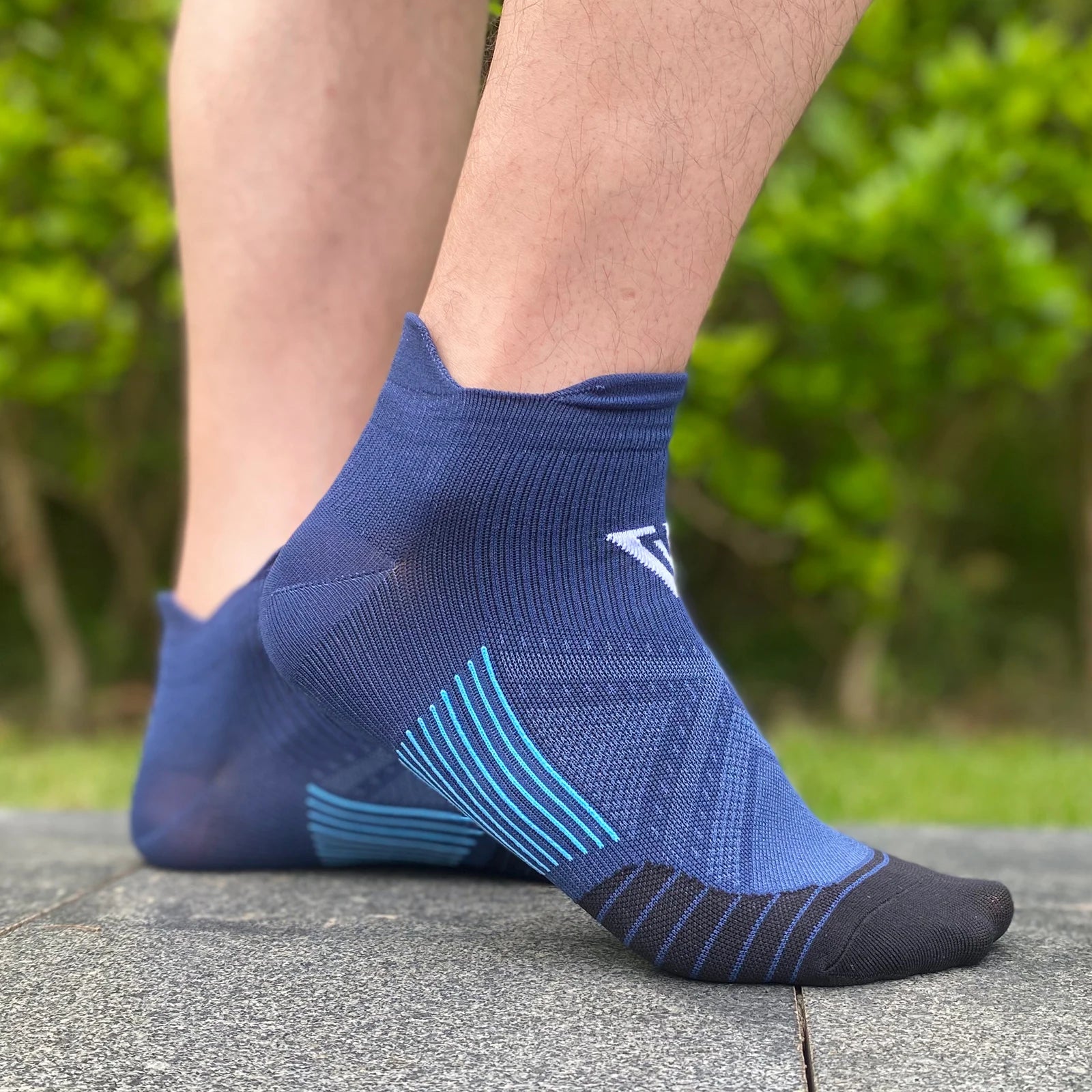 Dynaflow – Chaussette Randonnée Respirantes & Antidérapantes pour Homme & Femme