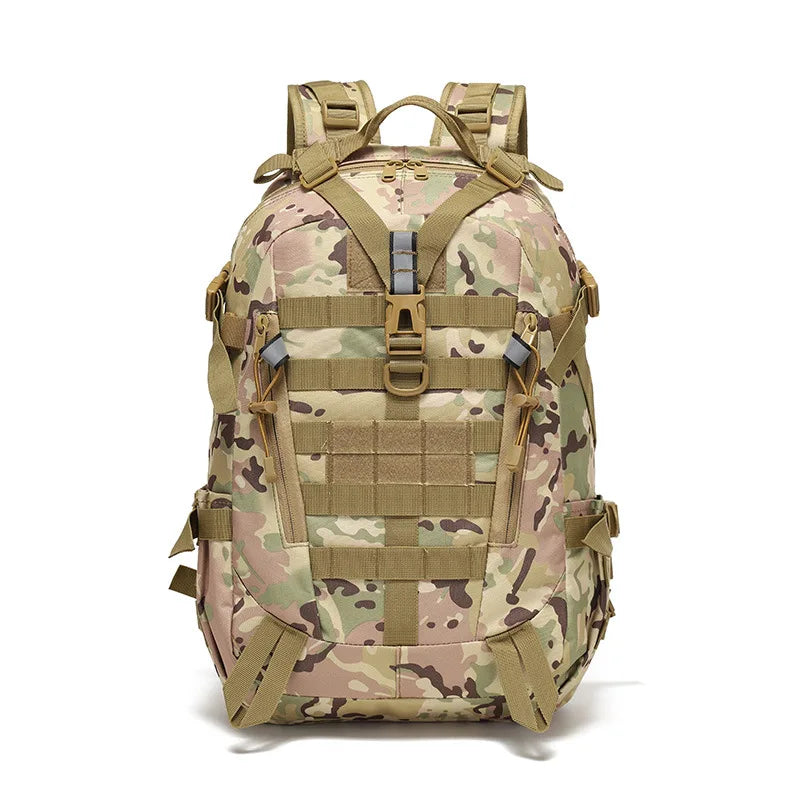 TrailGuard 40 – Sac de Randonnée 40L Résistant avec Attaches MOLLE & Bande Réfléchissante