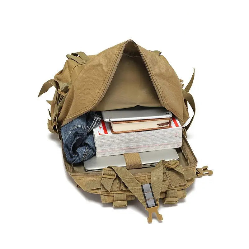 TrailGuard 40 – Sac de Randonnée 40L Résistant avec Attaches MOLLE & Bande Réfléchissante